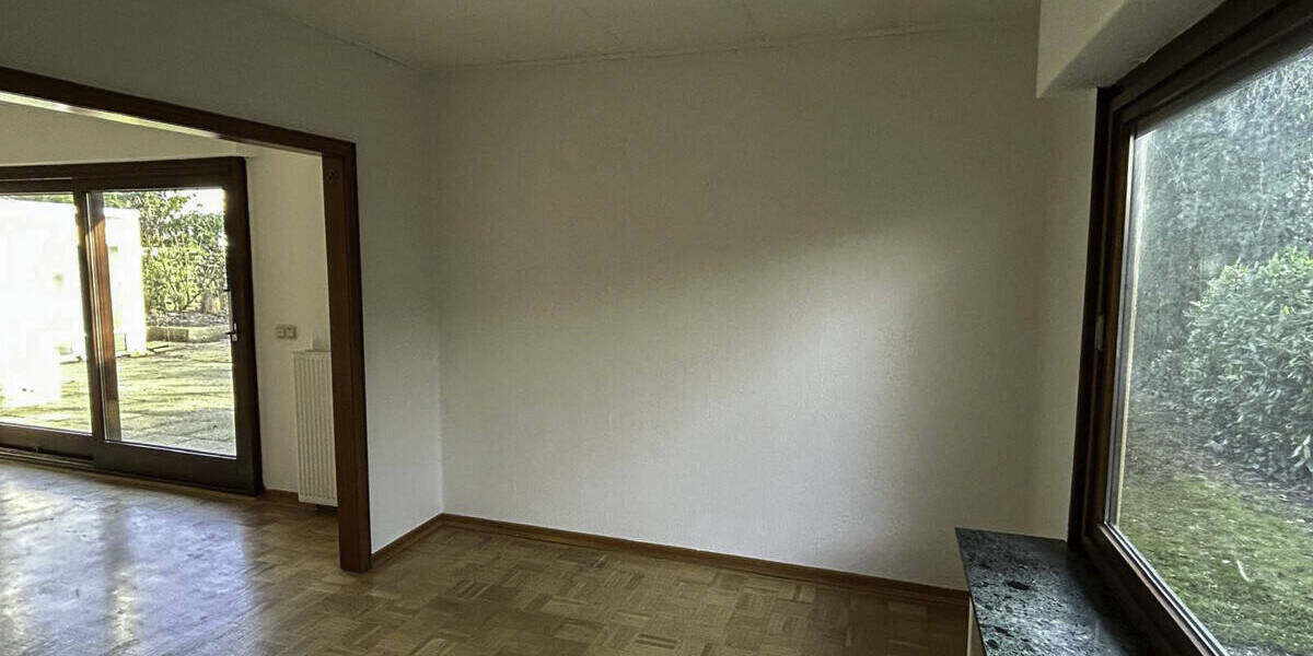 Einfamilienhaus Bremerhaven Schiffdorferdamm - 5 Zimmer, 134 m&sup2;, 325.000&euro; | Angebot:26242422