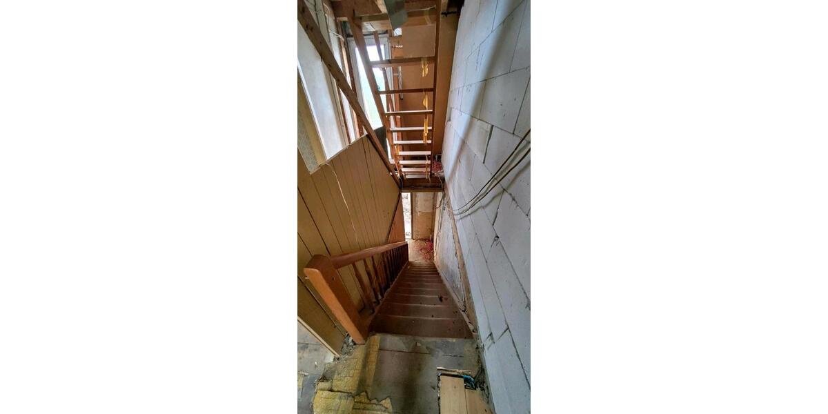 Mehrfamilienhaus, Wohnhaus Wurster Nordseeküste - 8 Zimmer, 180 m&sup2;, 120.000&euro; | Angebot:26222004