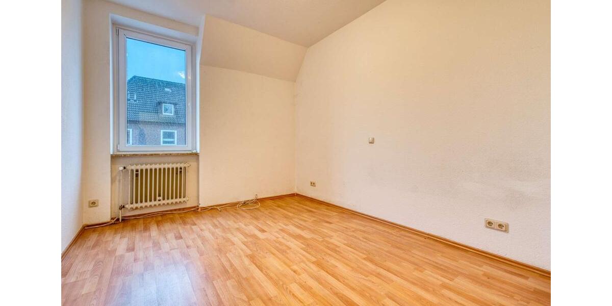 Helle 3-Zimmer-Wohnung mit Einbauküche inklusive E-Geräte – zentral gelegen in Brake 3 zimmer