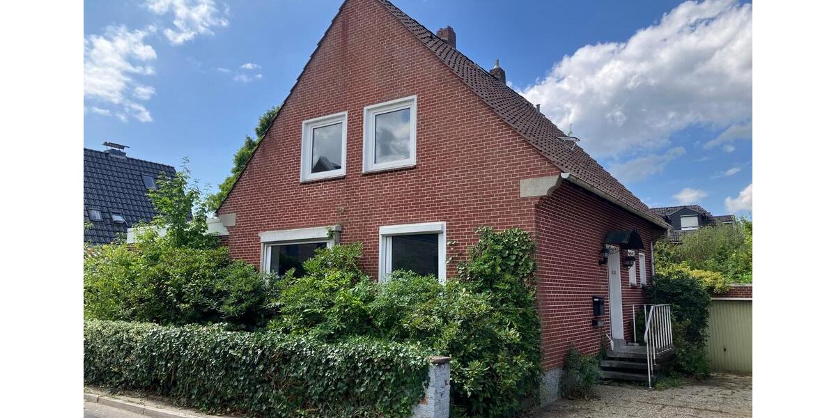 Einfamilienhaus Bremerhaven Schiffdorferdamm - 6.5 Zimmer, 160 m&sup2;, 229.900&euro; | Angebot:27221073