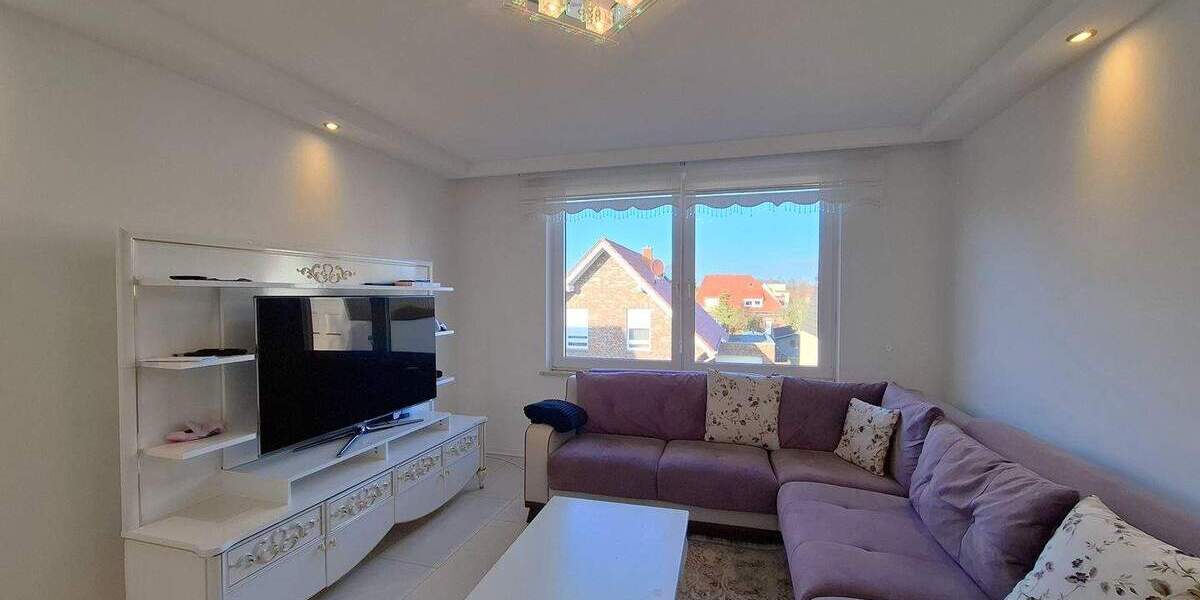 Mehrfamilienhaus, Wohnhaus Nordenham - 8 Zimmer, 192 m&sup2;, 329.000&euro; | Angebot:25735311