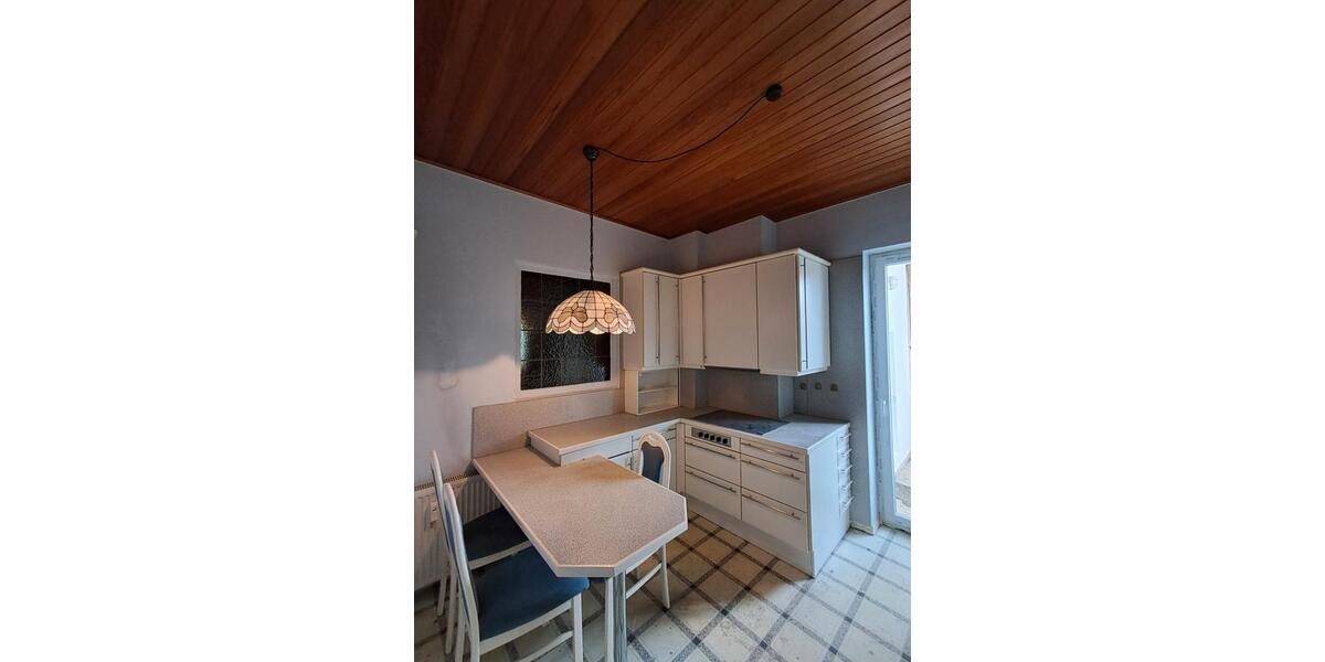 Etagenwohnung Bremerhaven Geestemünde - 4 Zimmer, 124 m&sup2;, 1.000&euro; | Angebot:26533855