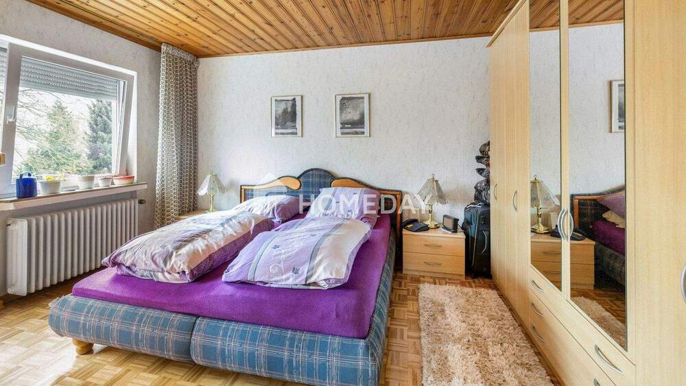 Wohnen auf zwei Ebenen - Ihr neues Zuhause mit Kamin, Garten & Einliegerwohnung 6 zimmer