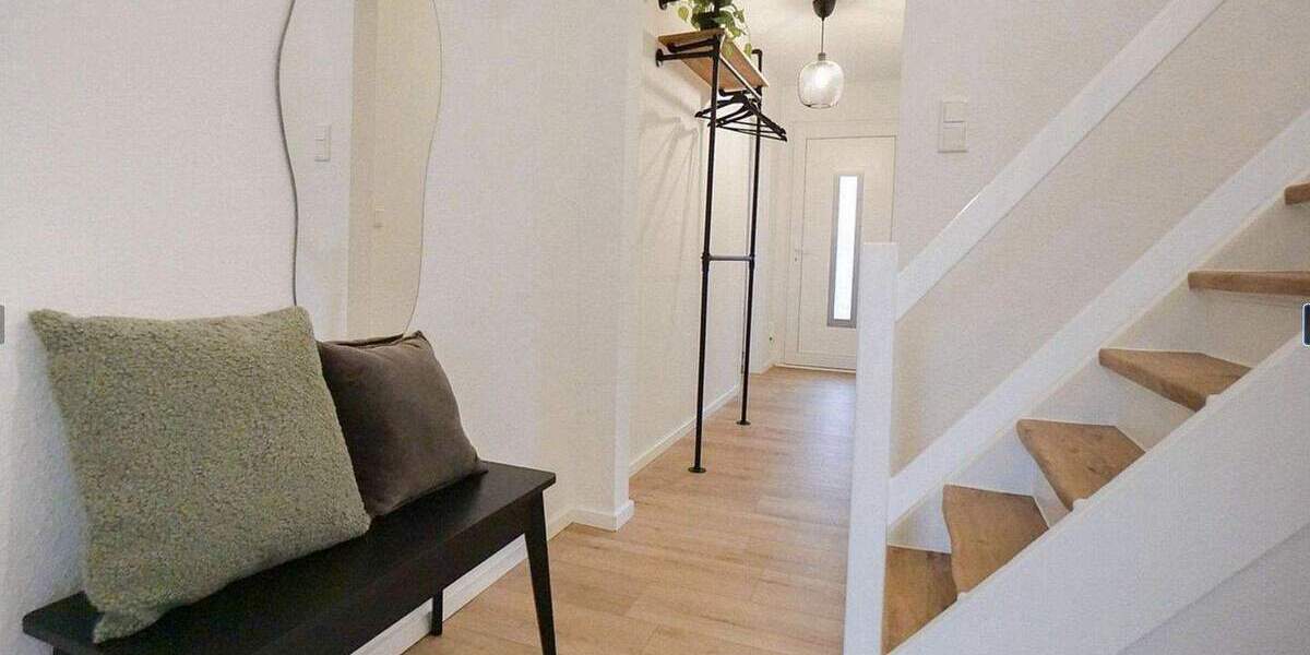 Reihenmittelhaus Bremerhaven Geestemünde - 4 Zimmer, 127 m&sup2;, 259.900&euro; | Angebot:25095996