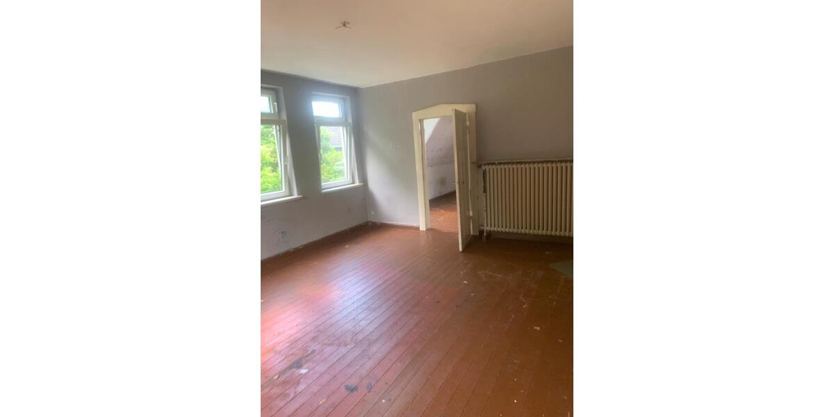 Villa Beverstedt - 9 Zimmer, 260 m&sup2;, 230.000&euro; | Angebot:27144683