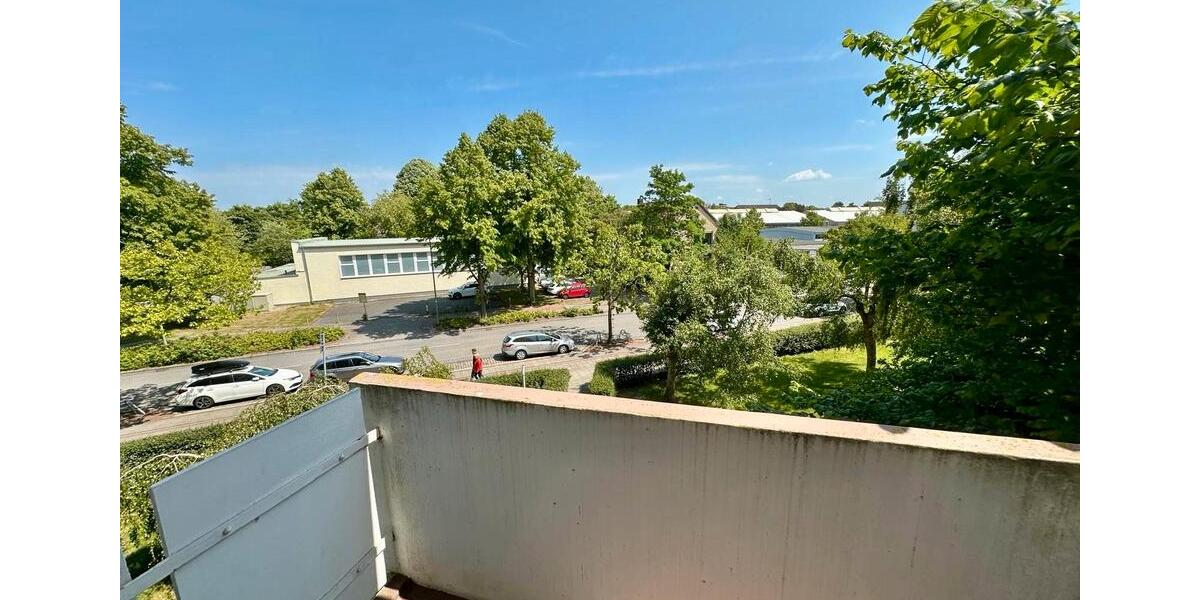 Etagenwohnung Bremerhaven Mitte - 1 Zimmer, 35 m&sup2;, 950&euro; | Angebot:26026068