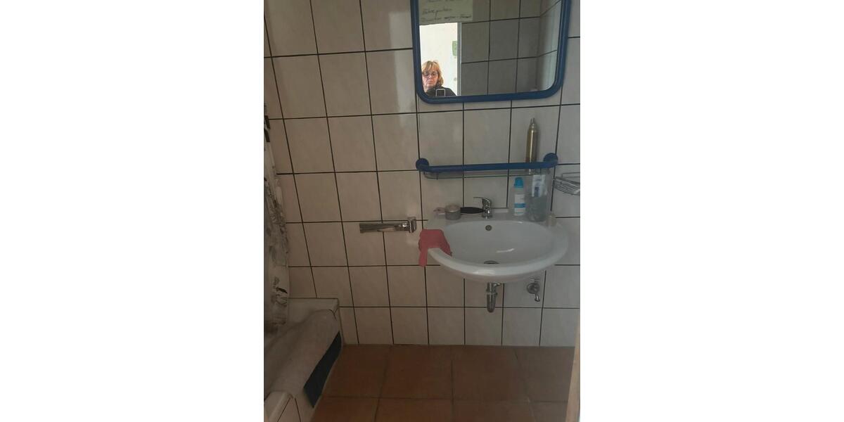 Etagenwohnung Bremerhaven - 2 Zimmer, 50 m&sup2;, 400&euro; | Angebot:26687064