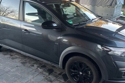 Dacia Jogger 54.000 km 16.500 &euro; Wurster Nordseeküste 27639
