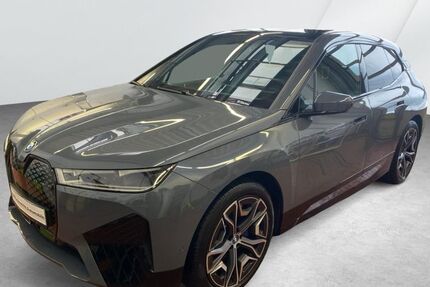 BMW iX 40.528 km 41.450 &euro; Bremerhaven 27580