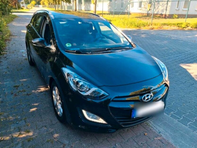 Hyundai i30 146.500 km 6.999 € Wilhelmshaven 26389