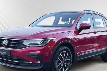VW Tiguan 88.522 km 24.499 &euro; Bremerhaven 27568