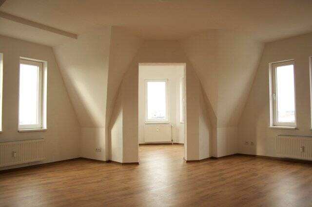 Etagenwohnung Bremerhaven Mitte - 2 Zimmer, 66 m&sup2;, 400&euro; | Angebot:24855724