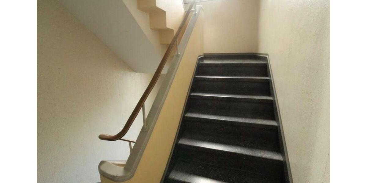 Etagenwohnung Bremerhaven Mitte - 3 Zimmer, 85 m&sup2;, 119.000&euro; | Angebot:26024406